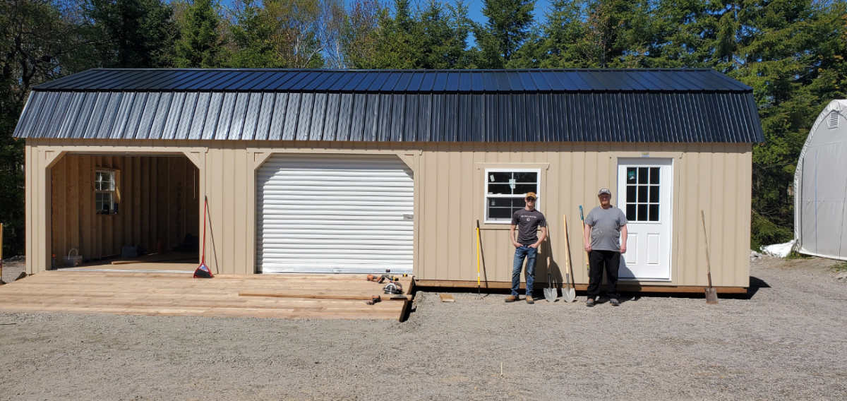 914: Lofted Barn 16x40 8' Walls Custom Colour with Black Trim - Build on Site - Image 2