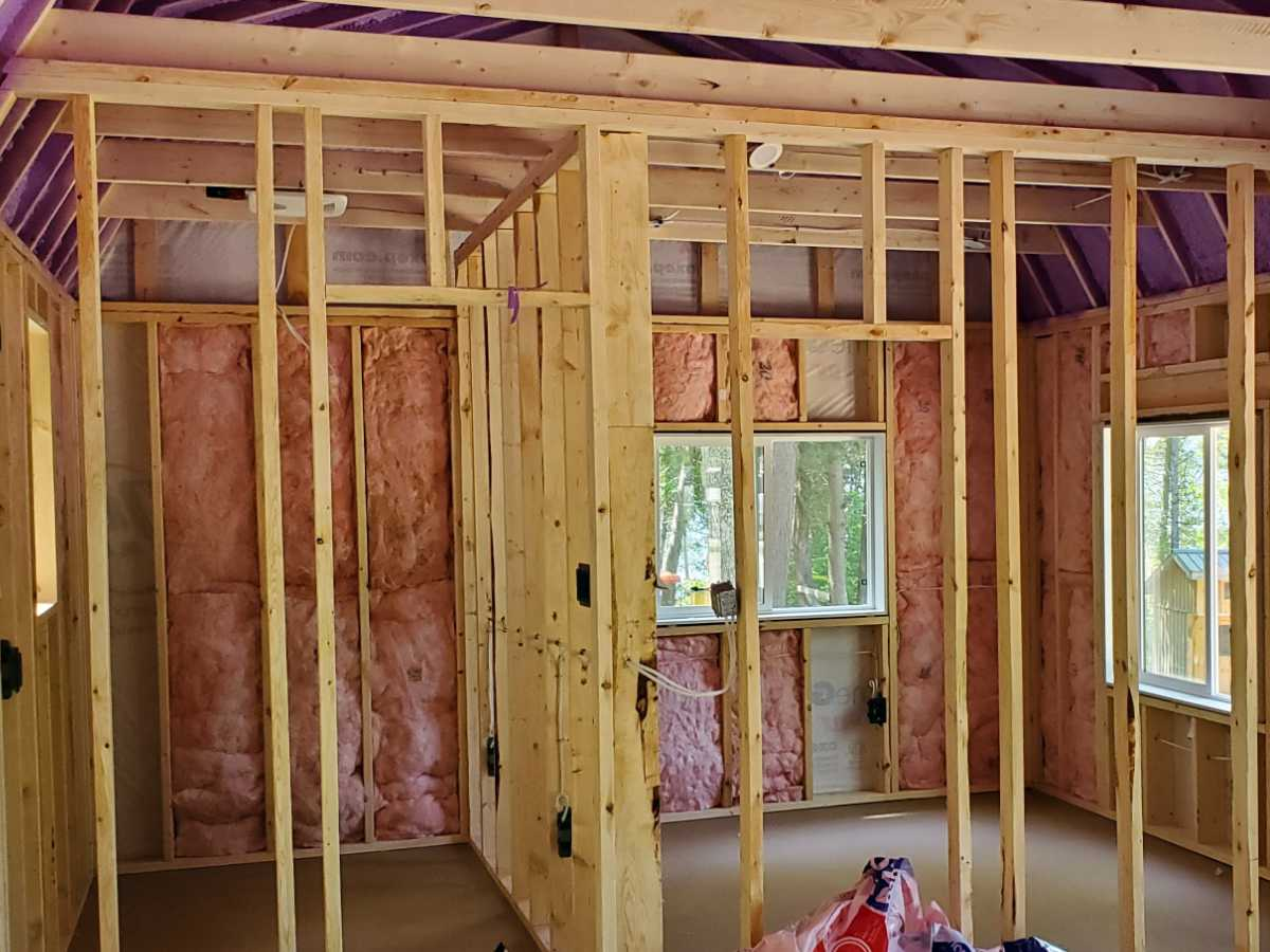 915: Lofted Barn 16x40 8' Walls Custom Colour and Trim - Build on Site - Image 4